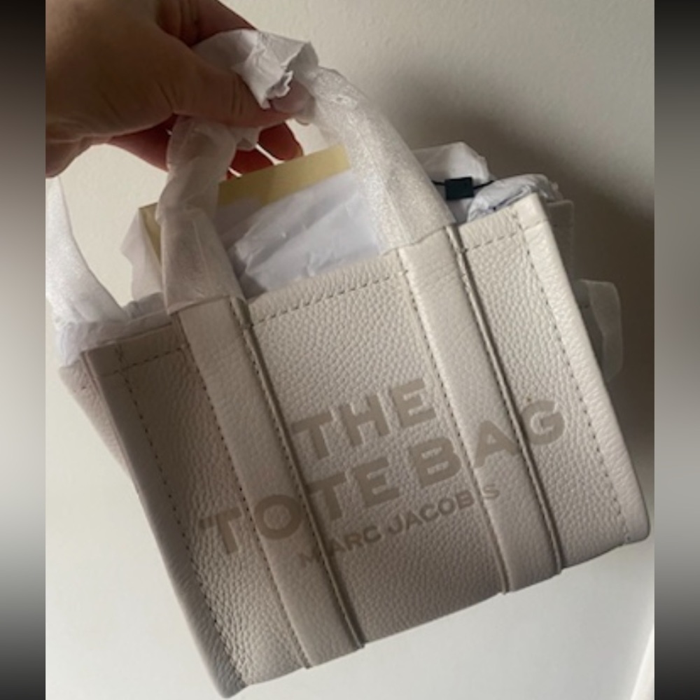 Marc Jacobs mini tote bag